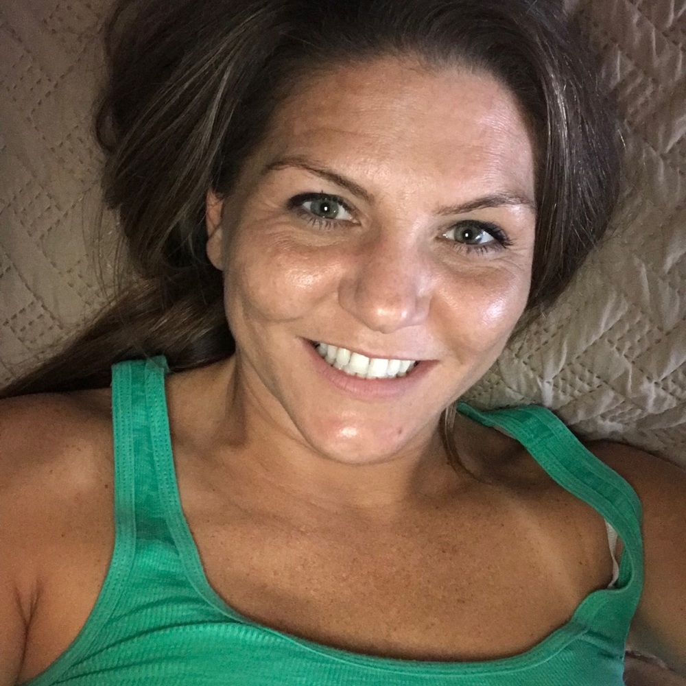 Meet your Posher, Alecia